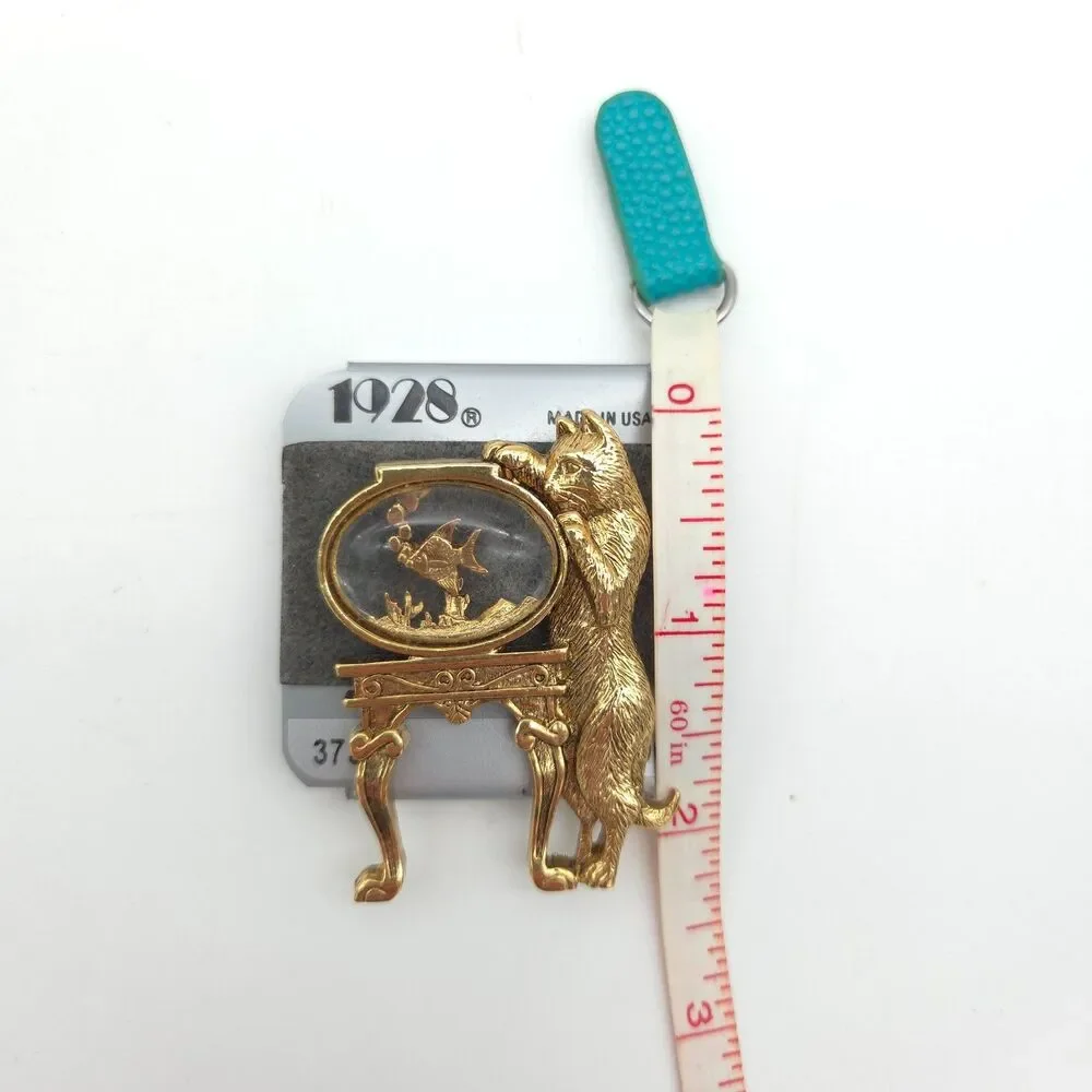 Vintage 1928 Jewelry Cat Fishbowl Jelly Belly Brooch Pin Gold Tone NOS On Card